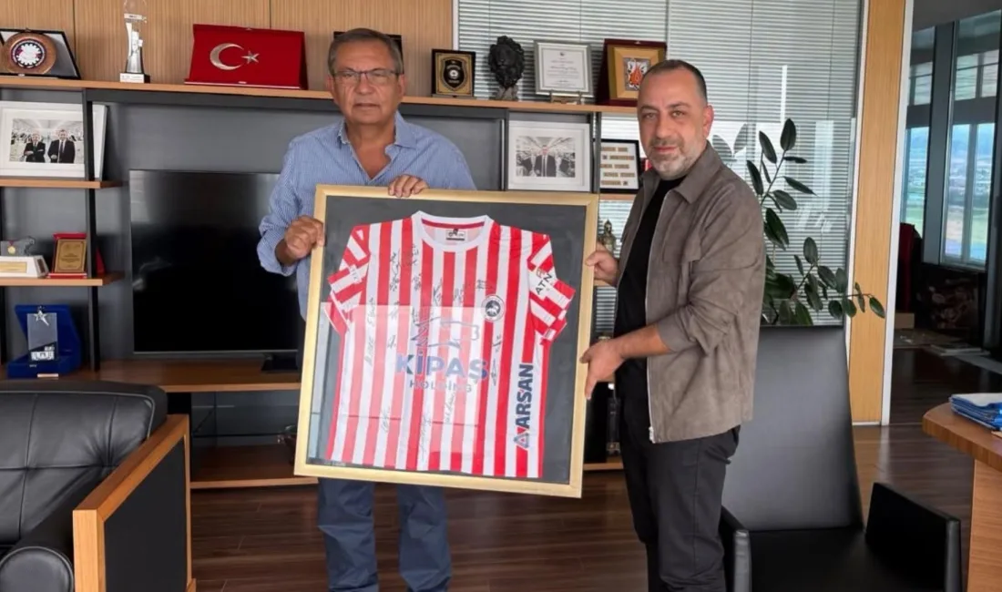Kahramanmaraş İstiklalspor Başkanı Ahmet Gülpak, KİPAŞ Yönetim Kurulu Başkanı Hanefi