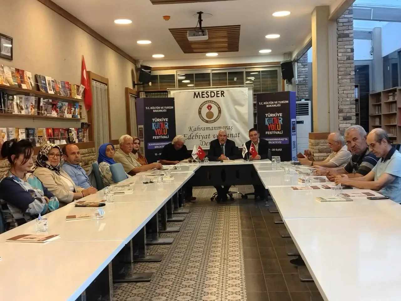 Ali avgın’dan “salkım söğüt gölgesinde maraş kültürü” söyleşisi