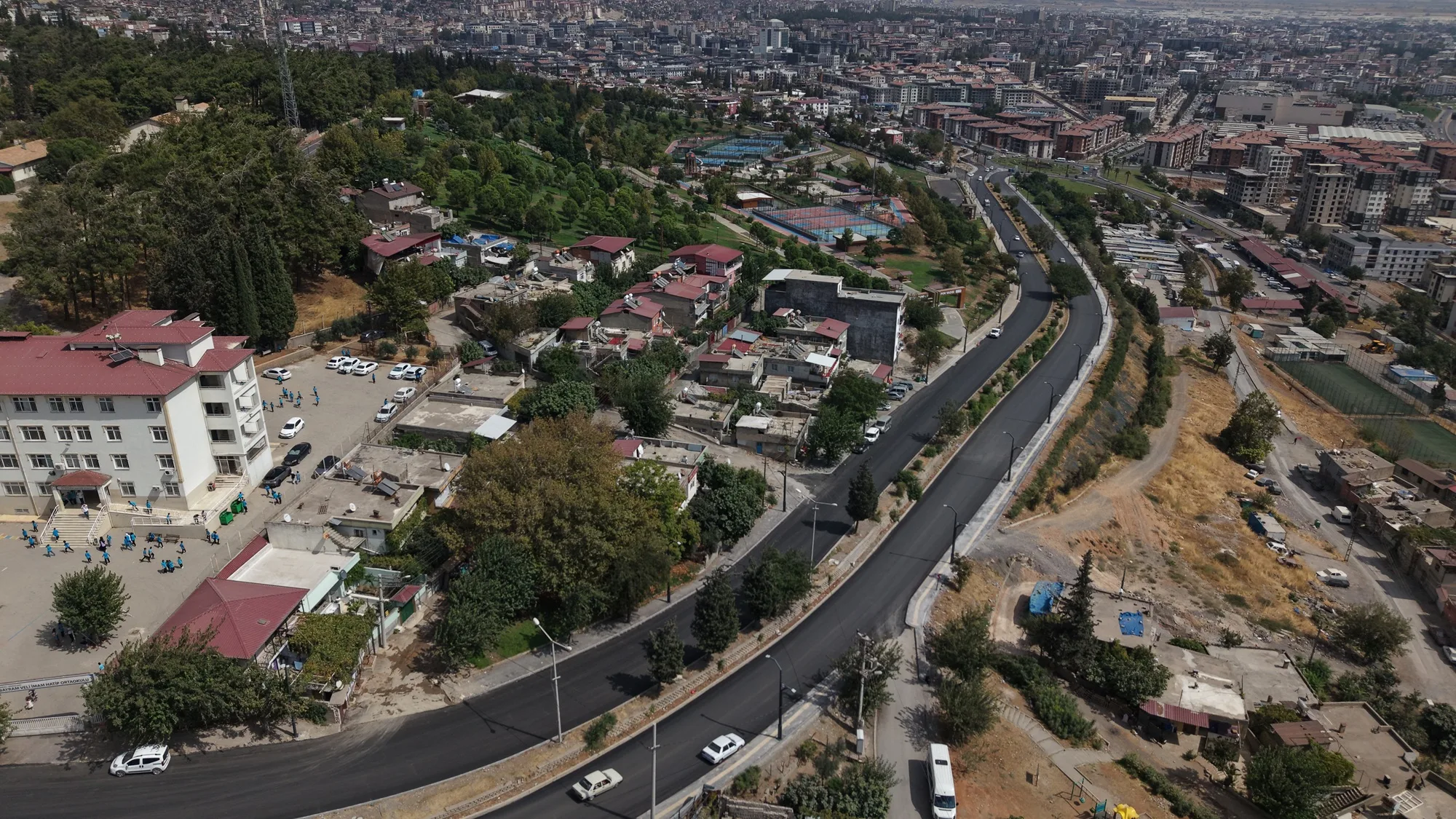 Ali sezal bulvarı 94 milyonluk yatırımla yenilendi!