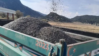 Kahramanmaraş’ın Andırın ilçesine bağlı Altınyayla (Sisne) Mahallesi’nde, üreticilerin yıl boyunca