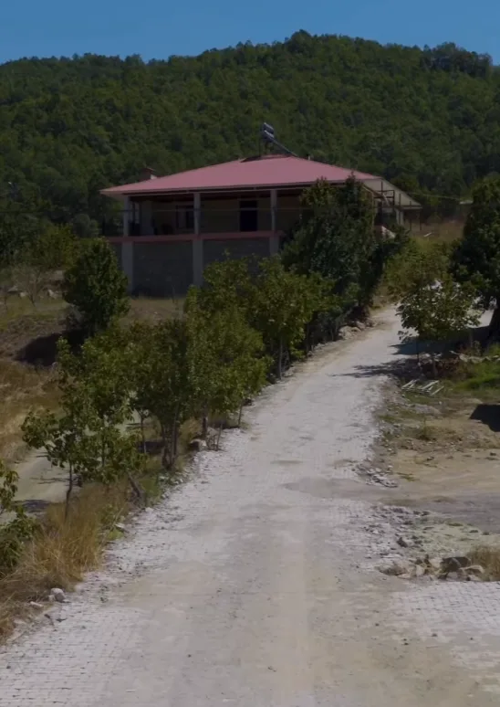 Andırın belediyesi’nden orhaniye mahallesi’ne kilit parke desteği