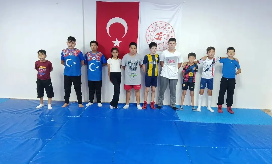 Andırın Gençlik ve Spor İlçe Müdürlüğü bünyesinde faaliyet gösteren genç