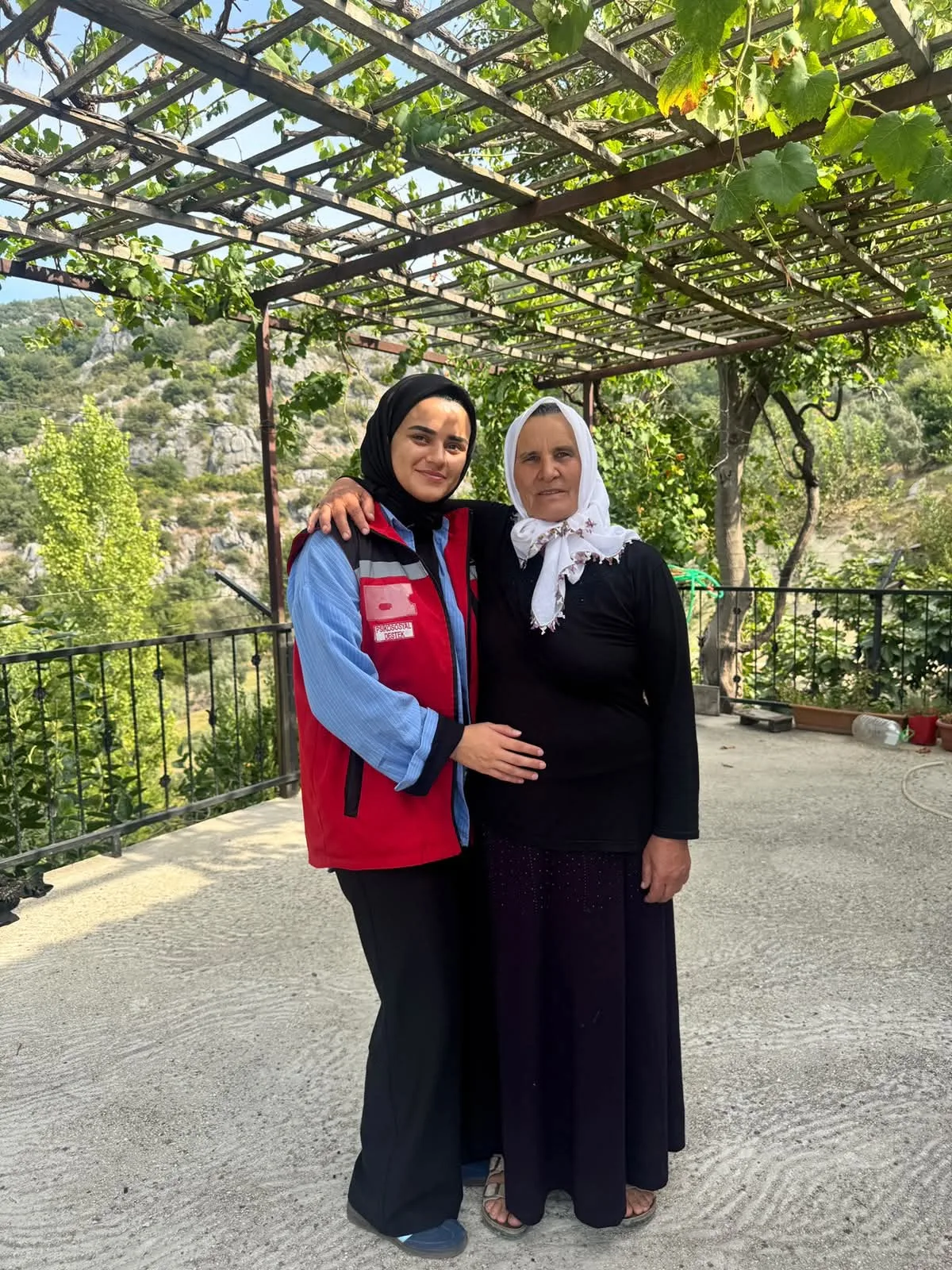 Andırın’da Vefa Buluşması: O Kapı Bir Kez Daha Çalındı! Andırın’da Vefa Buluşması: O Kapı Bir Kez Daha Çalındı!