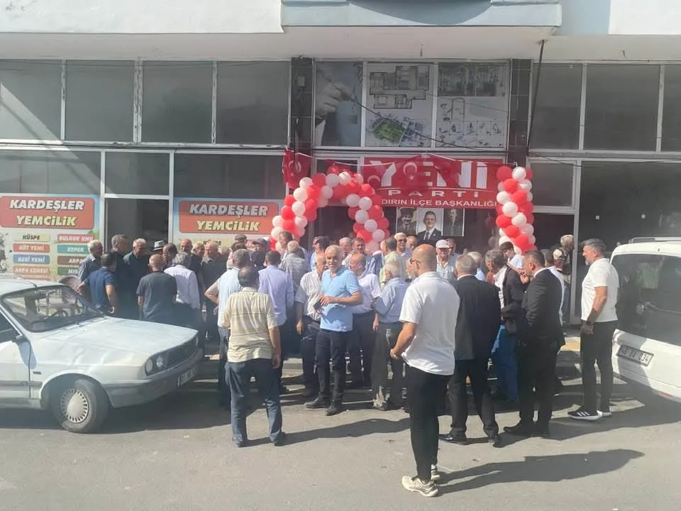 Andırın'da yeni parti heyecanı! Andırın'da yeni parti heyecanı!
