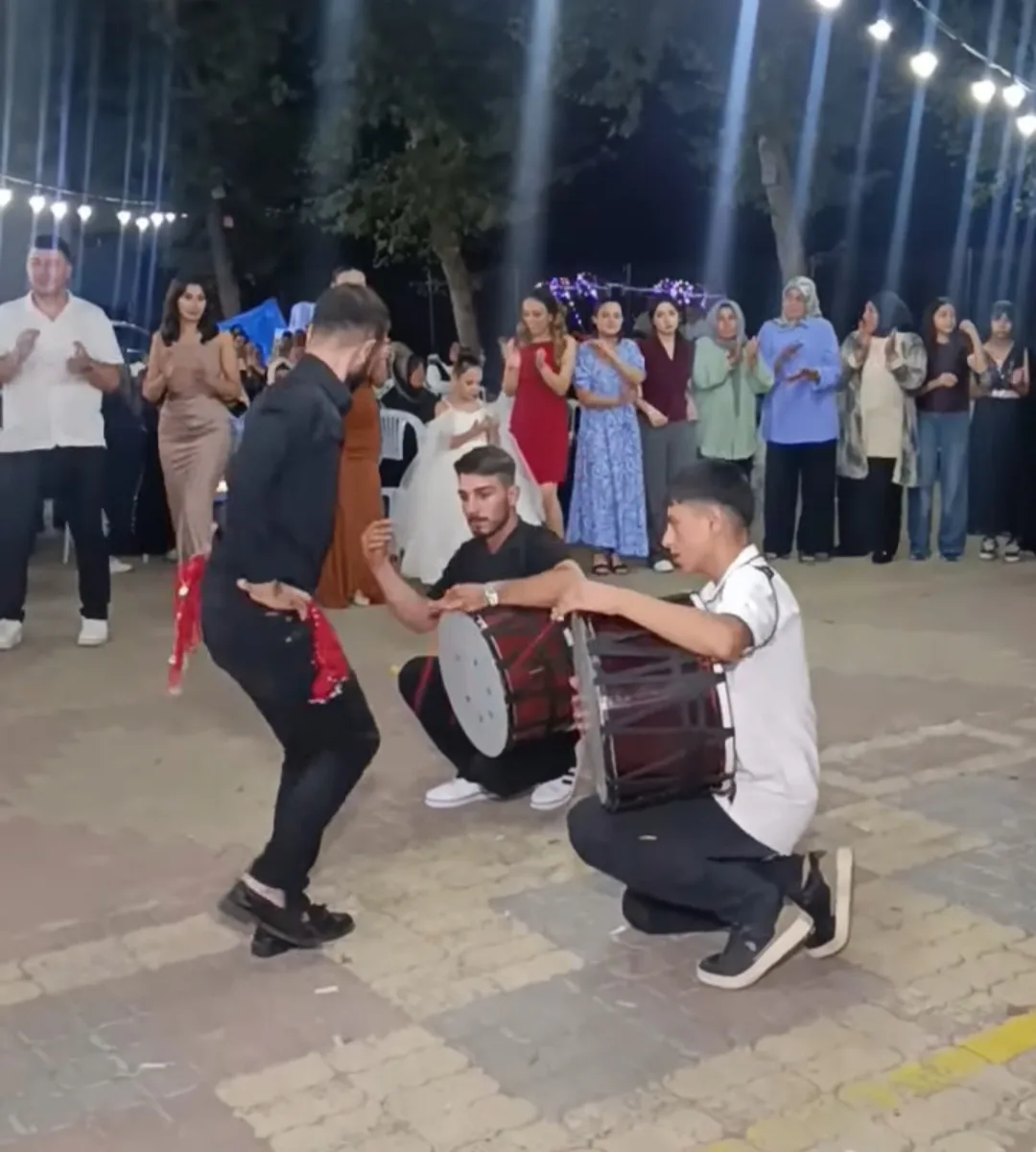 Andırınlı esnafın düğün coşkusu!