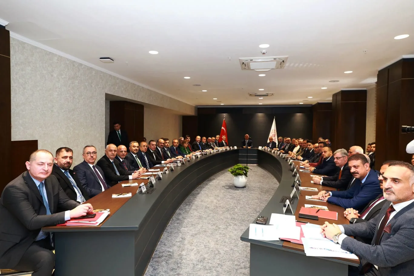 Bakan ersoy’dan andırın’a kale müjde!