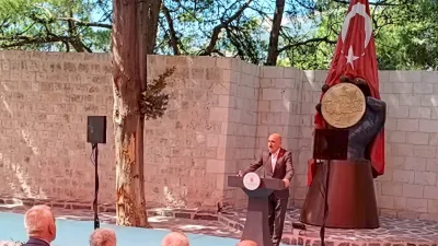 Tarihi Maraş Kalesi’nin açılış törenine katılan CHP Kahramanmaraş Milletvekili Ali