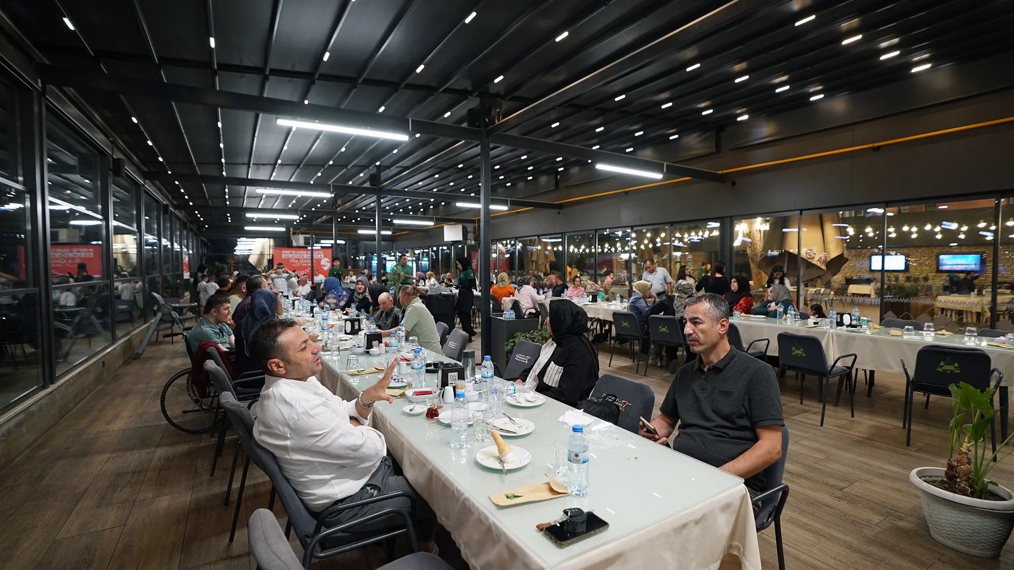 Büyükşehir’den özel buluşma: aileler moral depoladı!