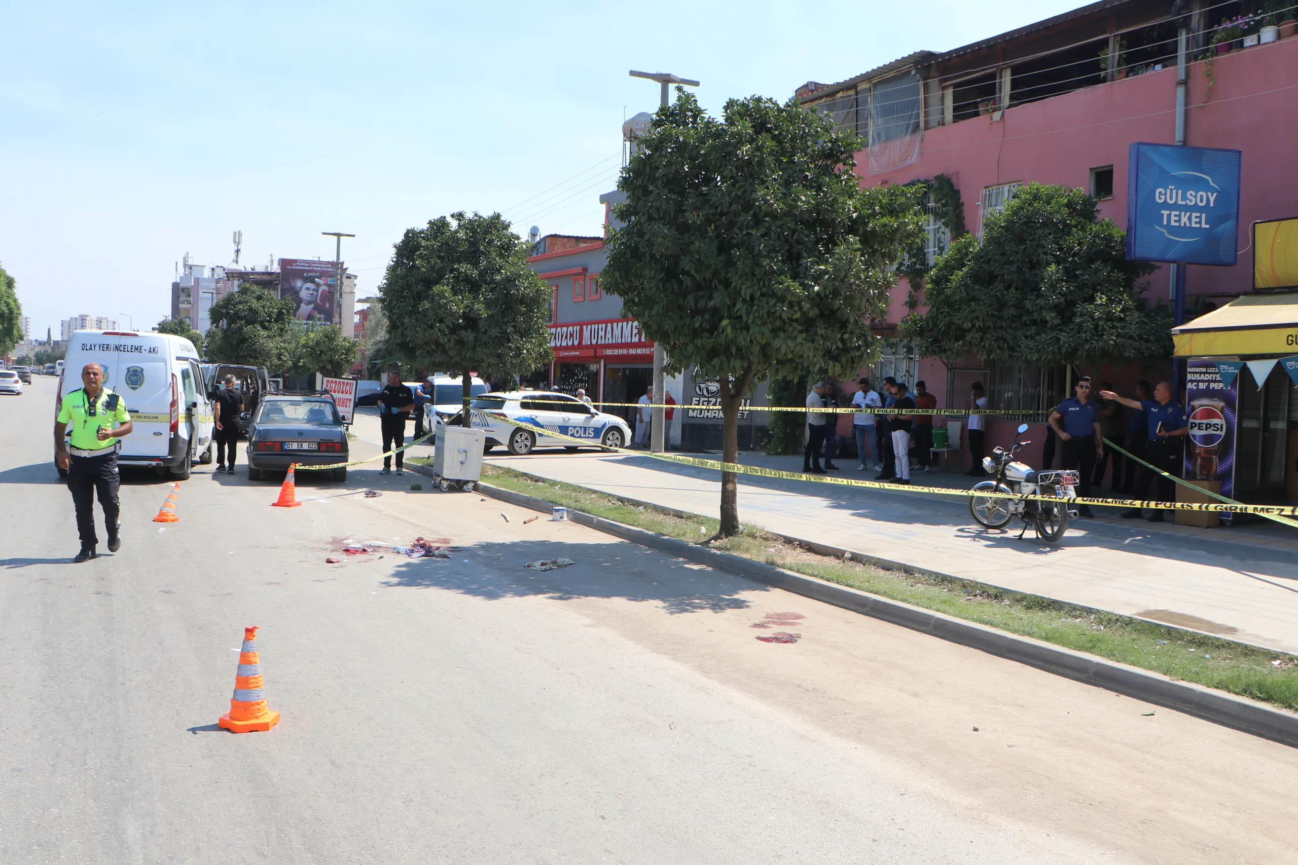 Adliye yolunda dehşet: 1 ölü 7 yaralı! Adliye yolunda dehşet: 1 ölü 7 yaralı!
