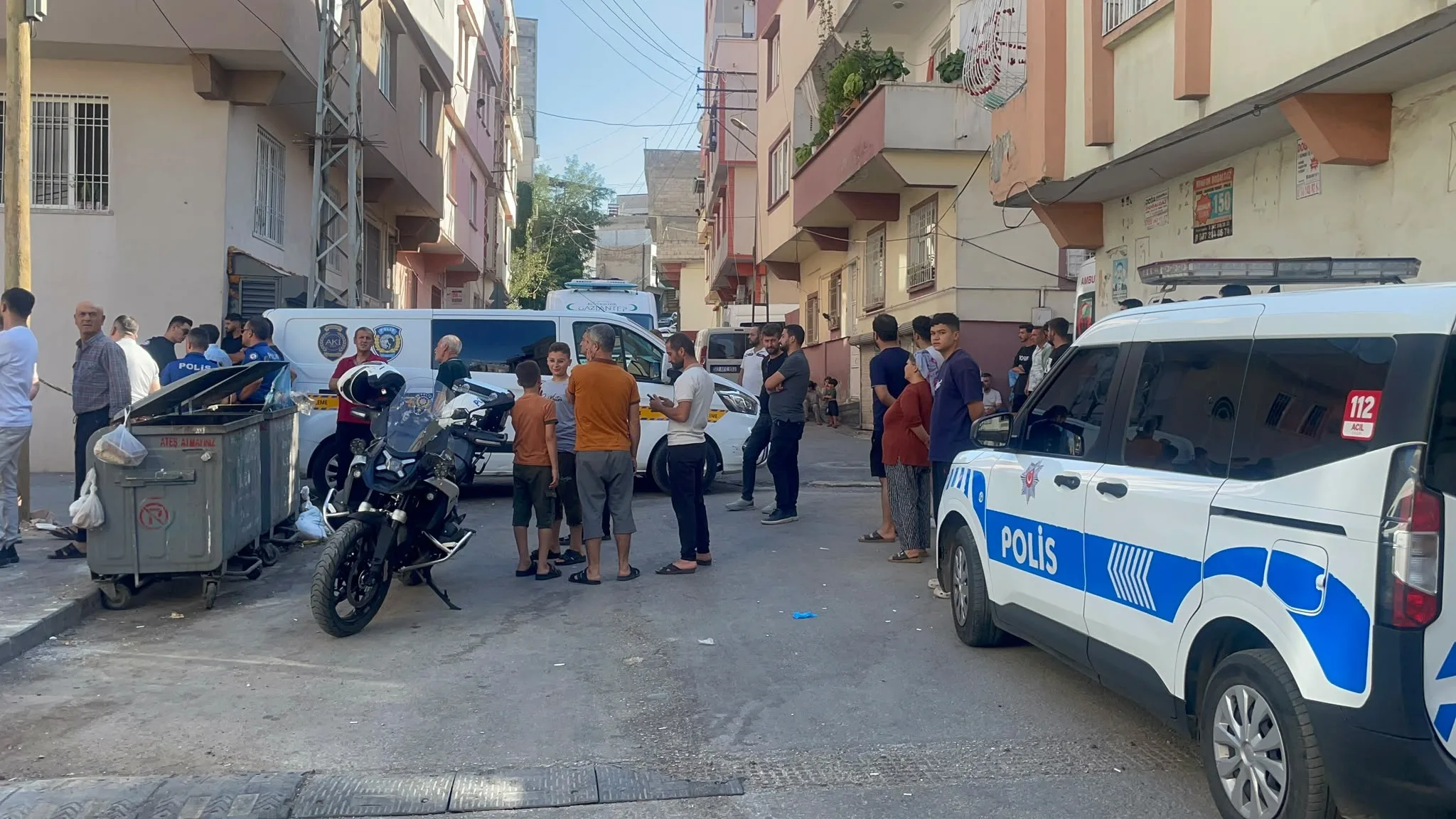 Önce Eşini Öldürdü Sonra Dehşet Saçtı: 1 Ölü, 4 Yaralı