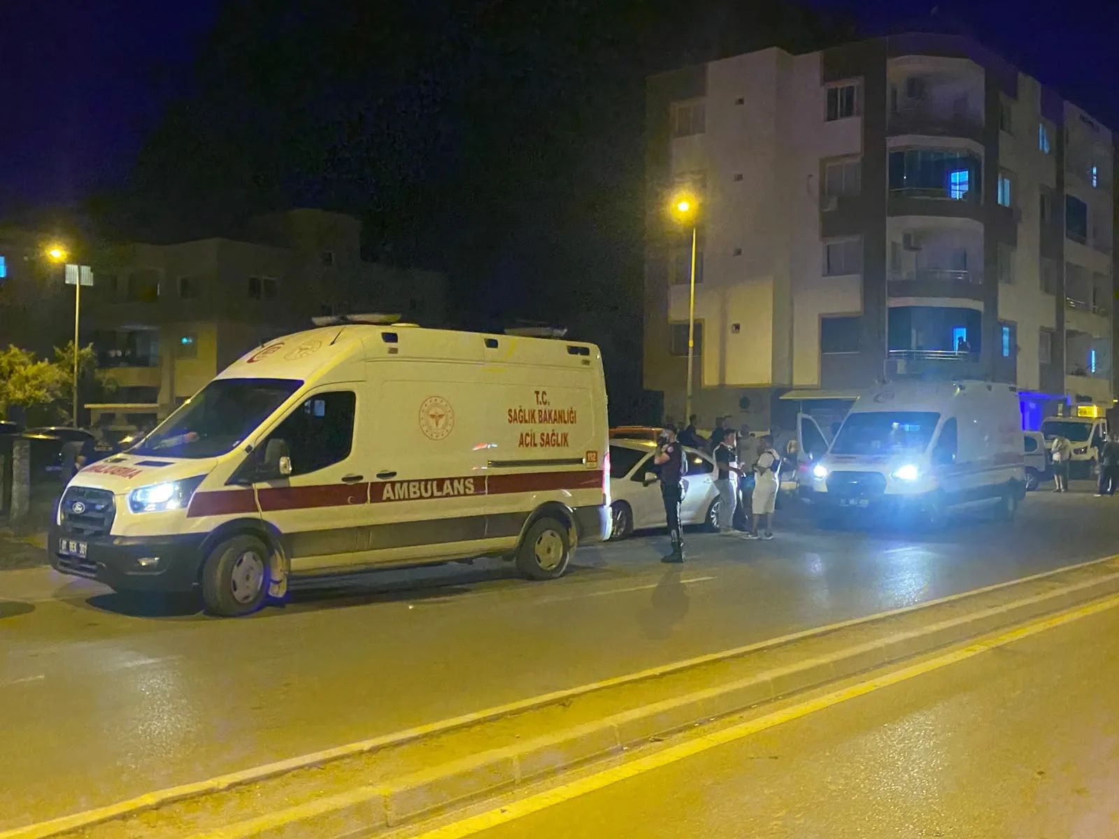 Eski eşini öldürdü, oğlunu yaraladı ve öldü!