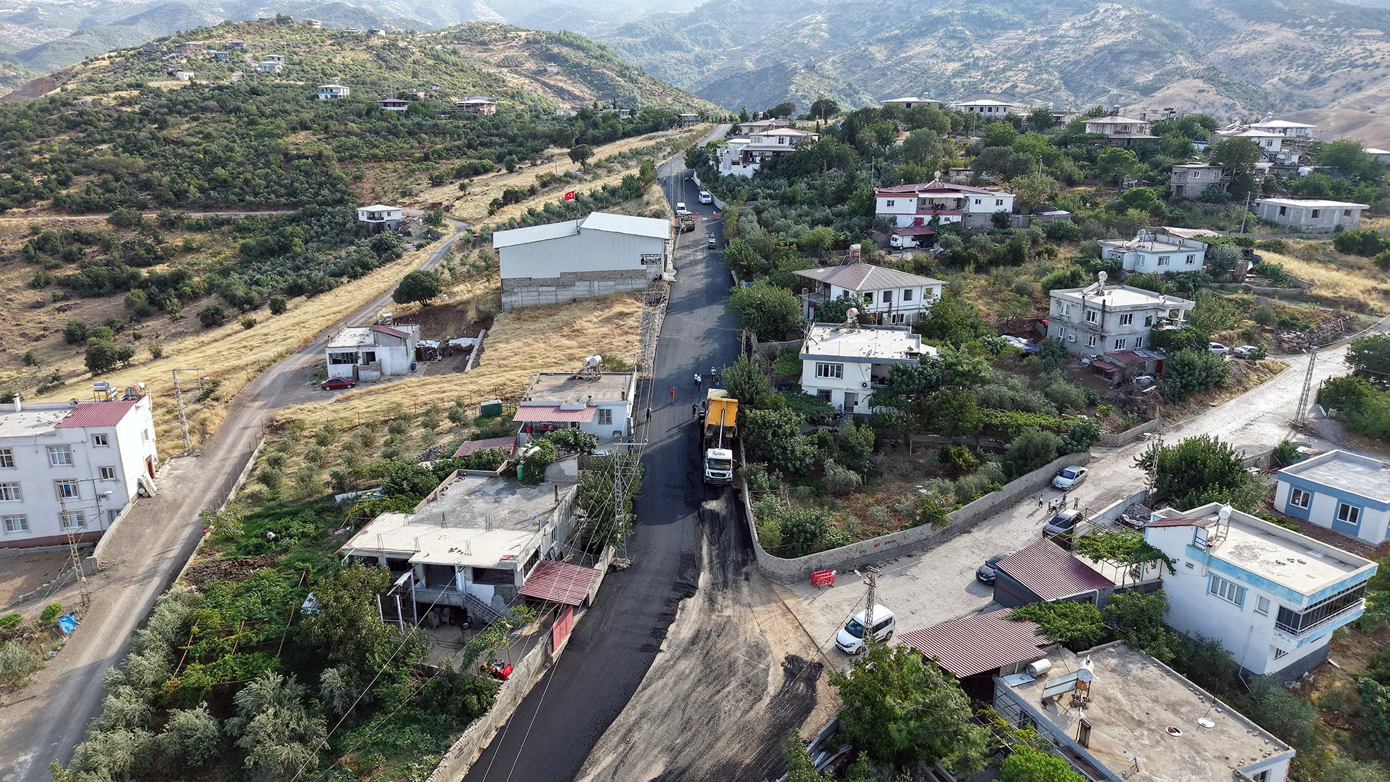Kahramanmaraş Büyükşehir Belediyesi, Onikişubat ilçesine bağlı kırsal Fatmalı Mahallesi’ndeki 2