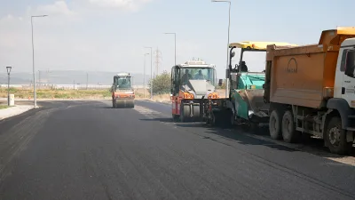 Kahramanmaraş Büyükşehir Belediyesi, Dulkadiroğlu ilçesine bağlı İstasyon Mahallesi’nde yürüttüğü sıcak