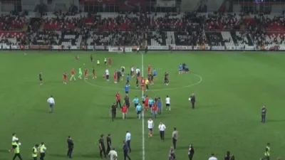Kahramanmaraş İstiklalspor, 2 kez öne geçtiği 24 Erzincanspor deplasmanından istediğini
