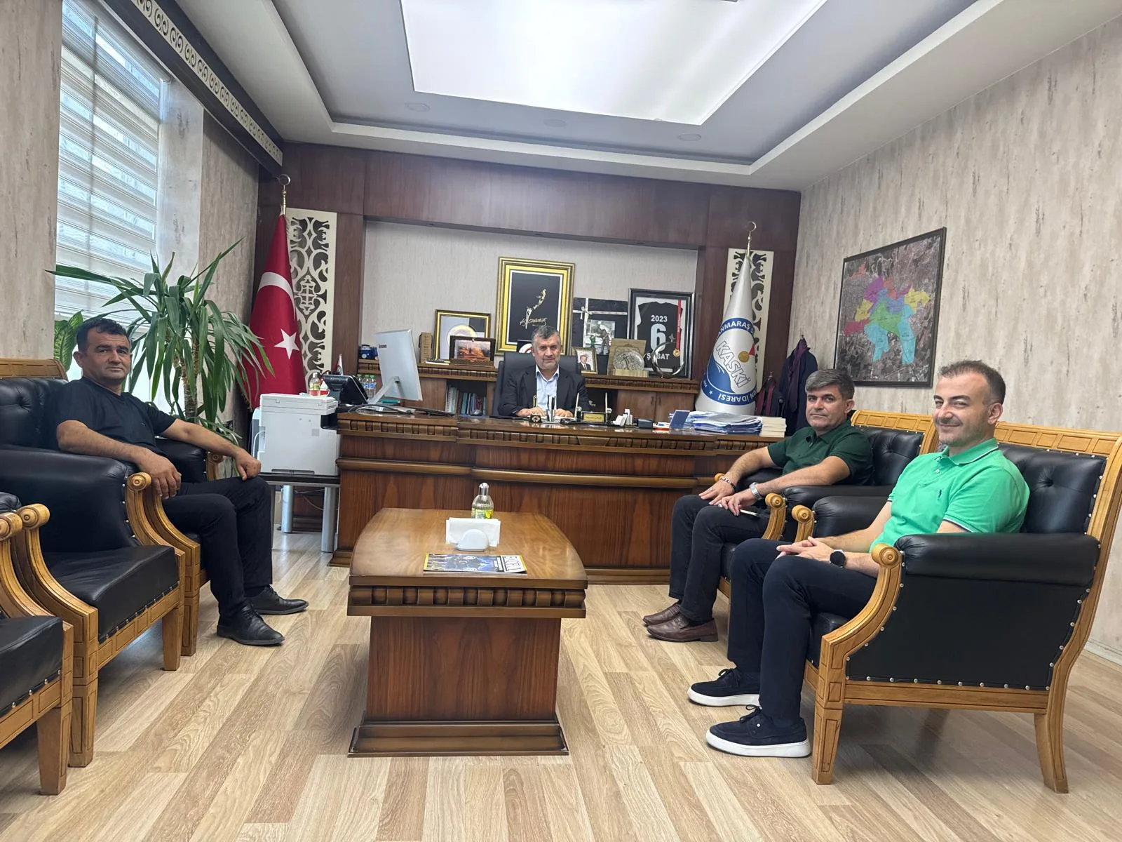 Kapıkaya Mahalle Muhtarı Niyazi Kayaalp ve Köseli Mahalle Muhtarı Arif
