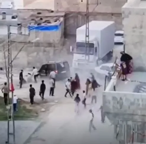 Kavgaya arabayla daldı: 7 yaralı!