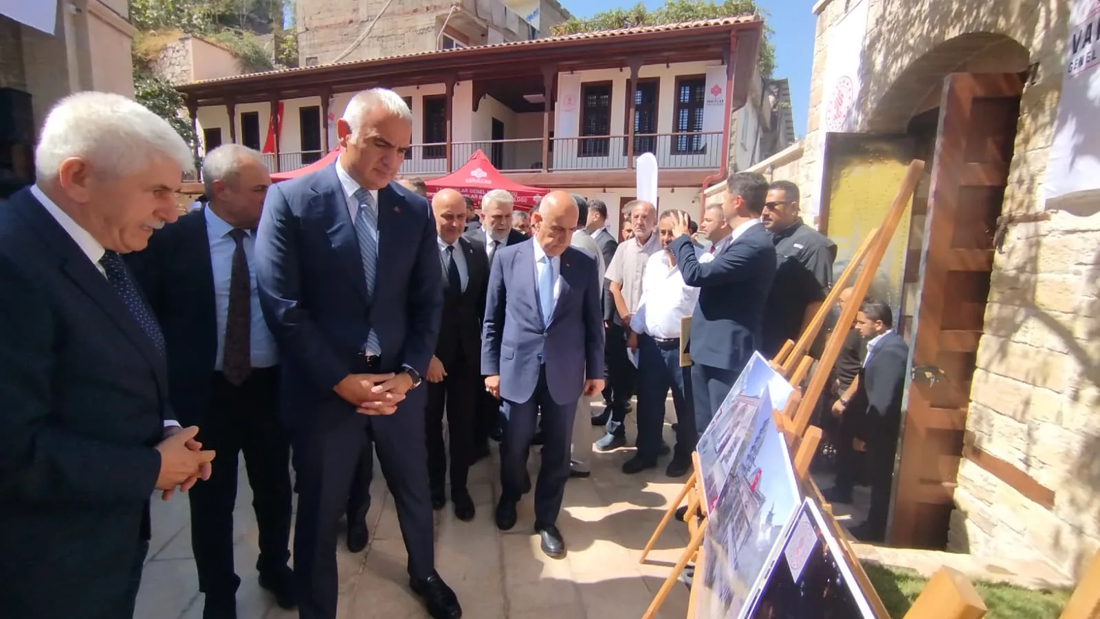 Kahramanmaraş’ın tarihi camileri açıldı!