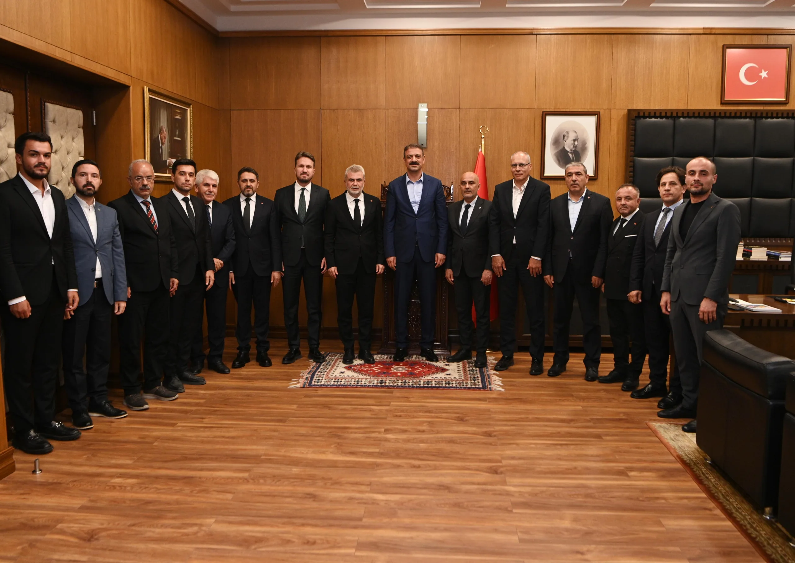 Kahramanmaraş Büyükşehir Belediye Başkanı Fırat Görgel, Vakıflar Genel Müdürü Sinan