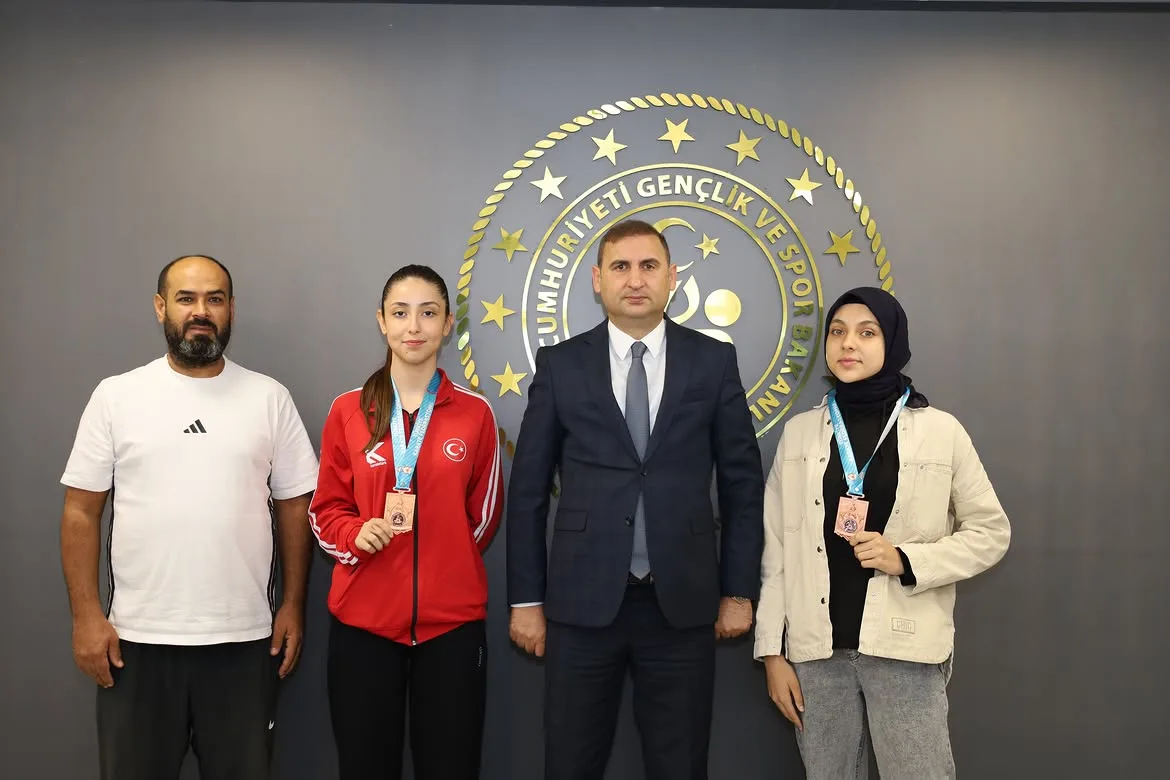 Samsun’da düzenlenen Uluslararası Karadeniz ve Hazar Ülkeleri Karate Şampiyonası’nda üçüncülük