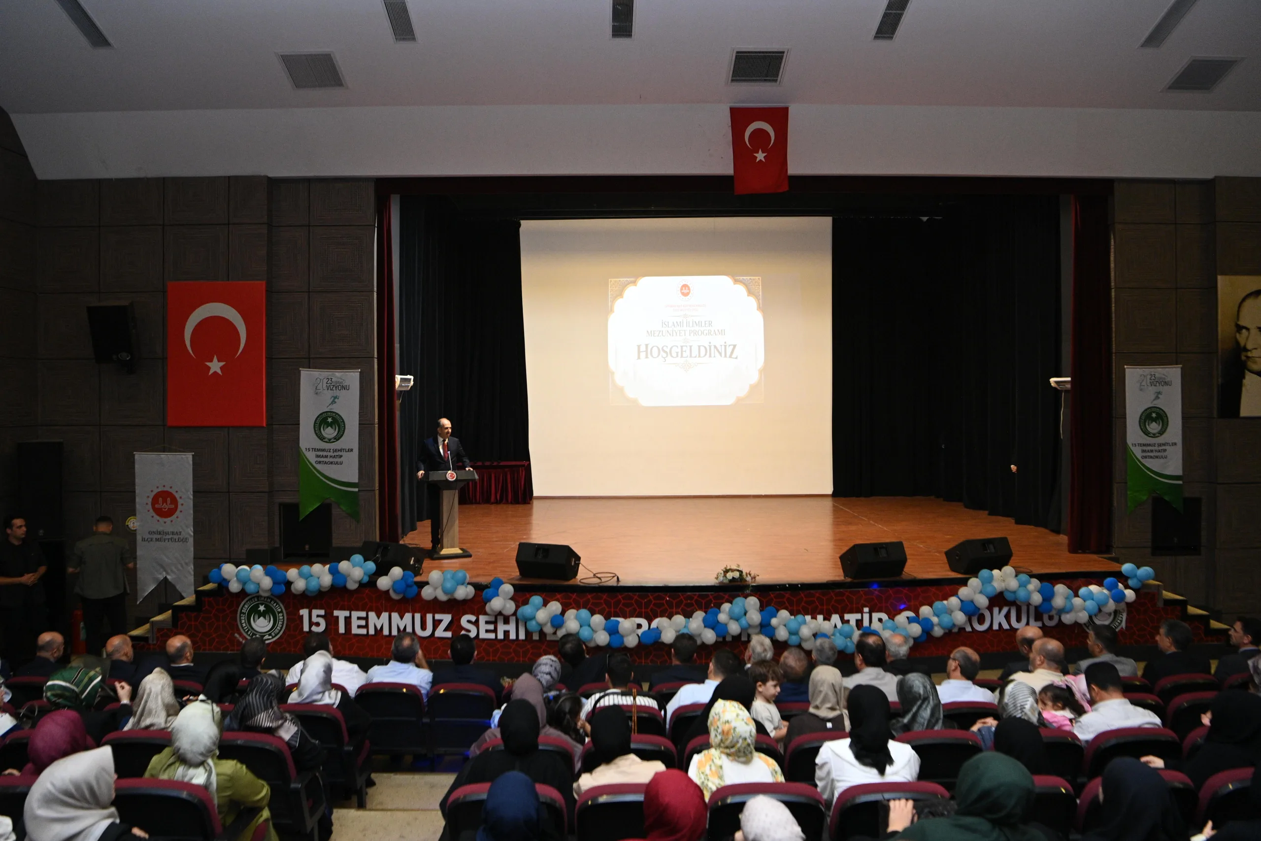 Kahramanmaraş’ta 70 genç hafız mezuniyet heyecanı yaşadı!