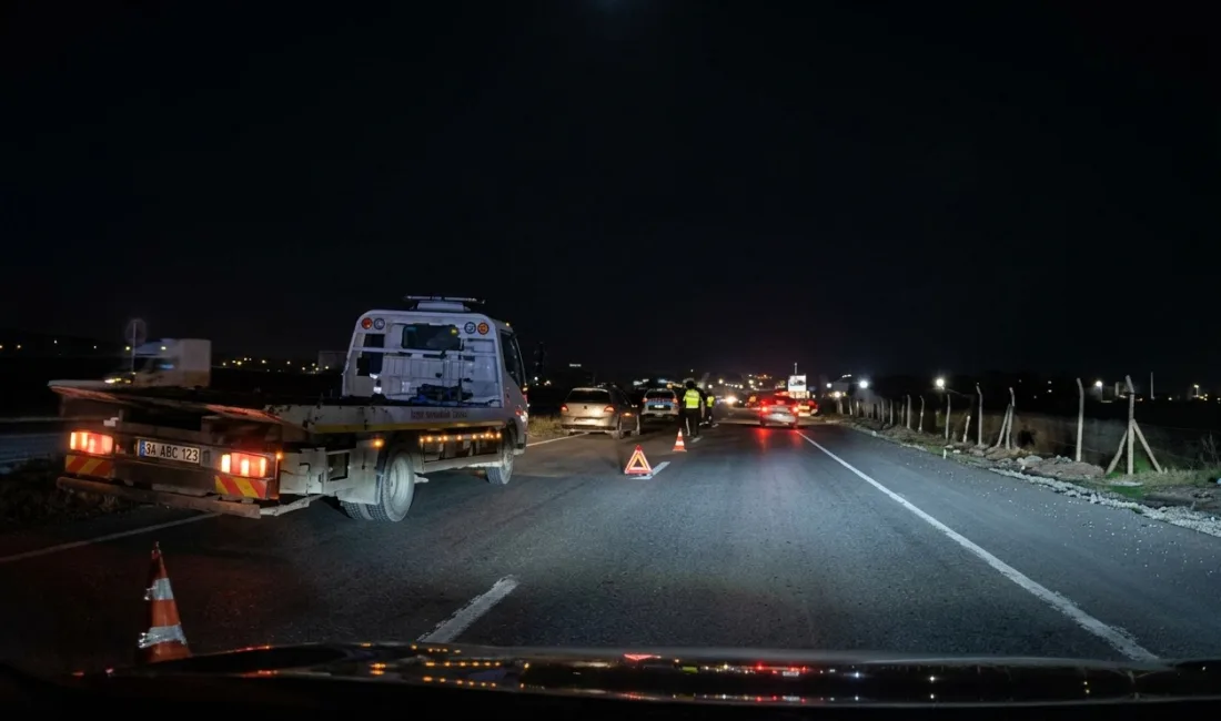 Kahramanmaraş’ta ışıklandırmanın olmadığı yolda kaza meydana geldi. Kazada 1 kişinin