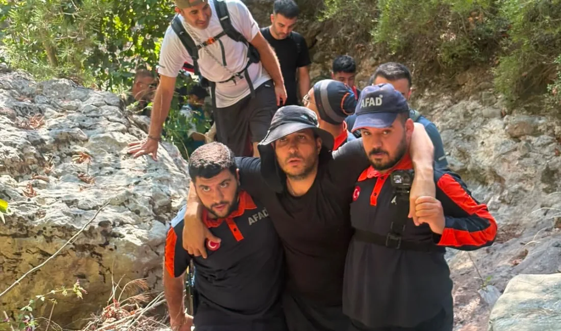 Kahramanmaraş’ın Onikişubat ilçesindeki Galgamaç Şelalesi Kanyonu’nda düşerek ayağından yaralanan ve
