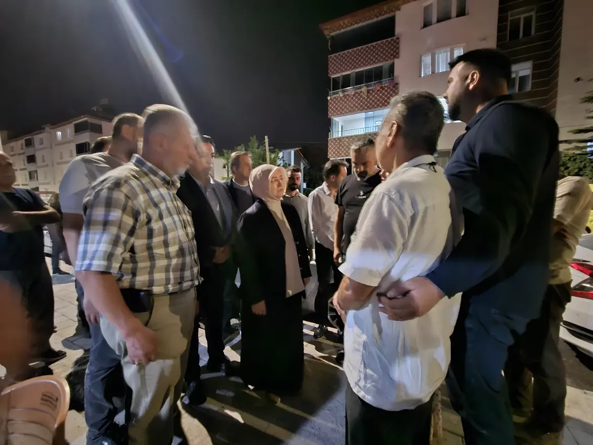 Köksal nurhak’ta vatandaşlar ve teşkilatla buluştu! Köksal nurhak’ta vatandaşlar ve teşkilatla buluştu!