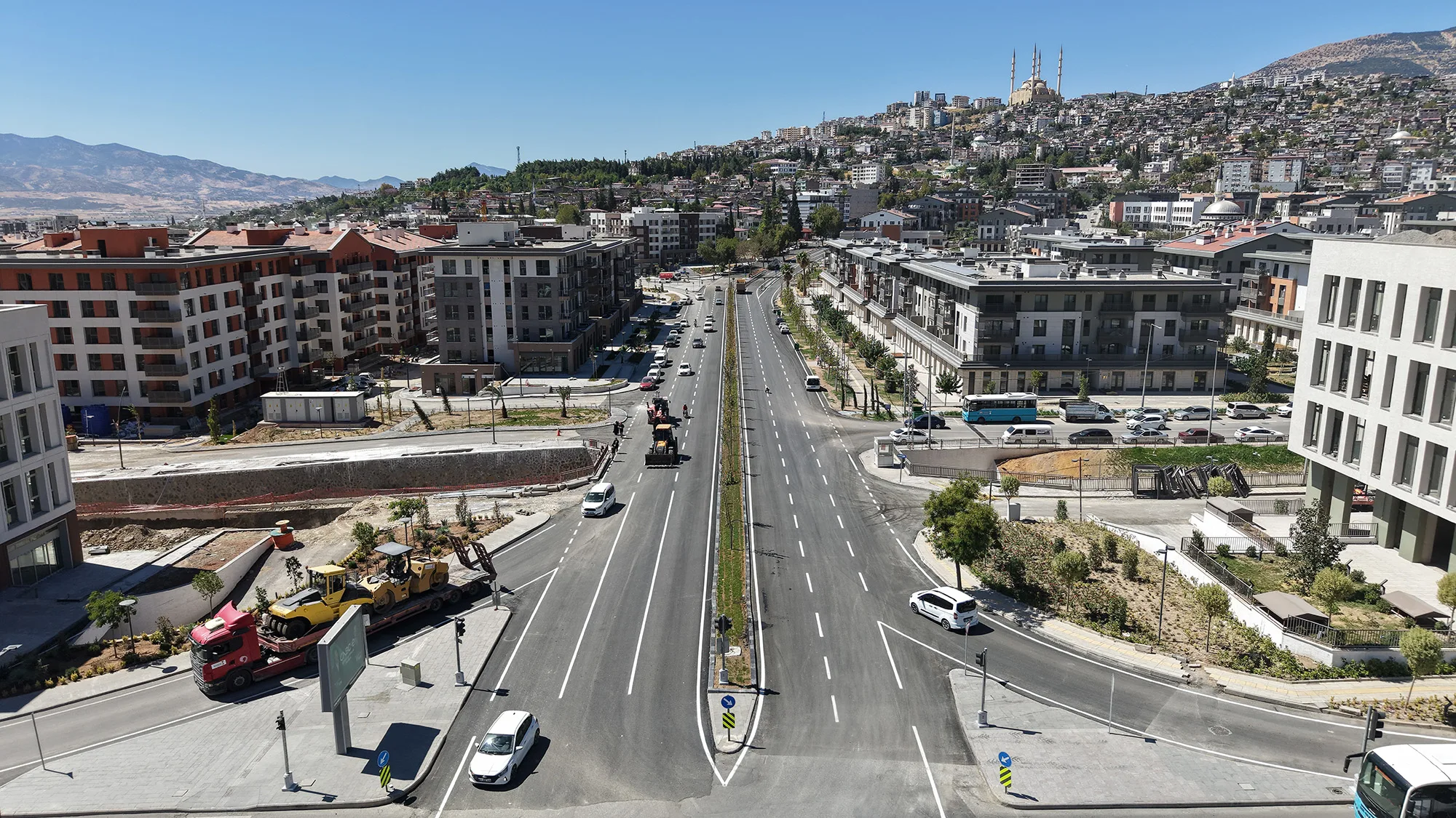 Şehir merkezindeki kritik arterde ilk aşama tamamlandı