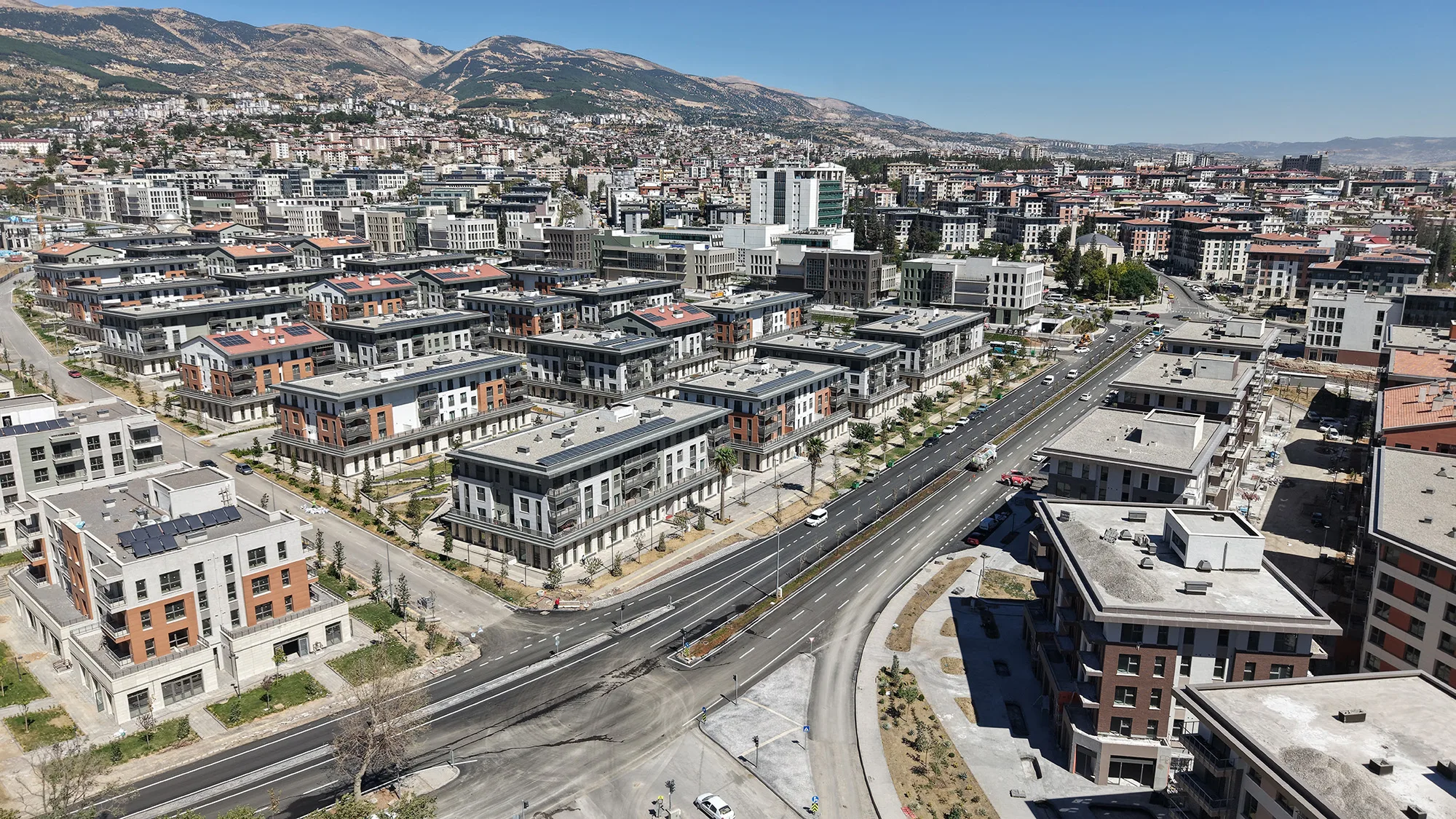 Şehir merkezindeki kritik arterde ilk aşama tamamlandı