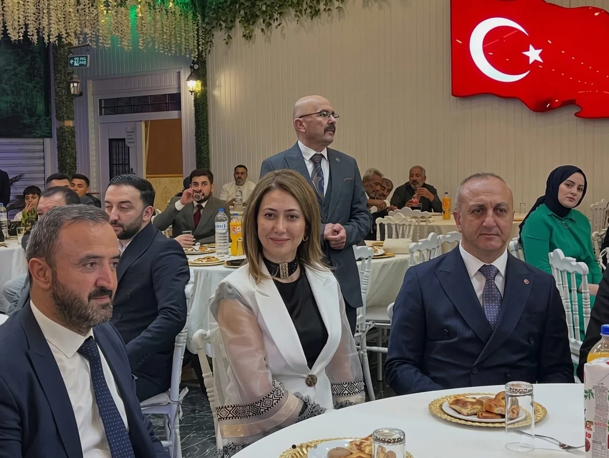 Mhp’li karakoç mutluluğa ortak oldu!