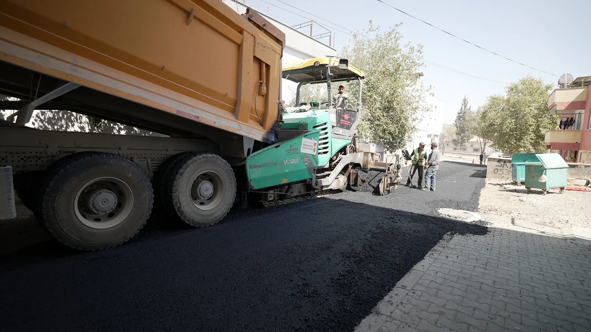 Dulkadiroğlu’nda okul yolları büyükşehir ile yenileniyor
