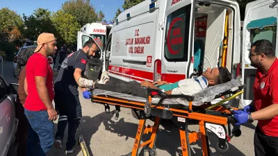 Seyir halindeyken kontrolden çıkan işçi servisi devrildi. Feci kazada 12