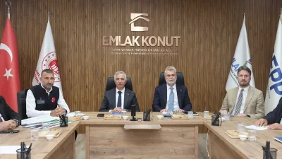 Kahramanmaraş Valisi Mükerrem Ünlüer ve Büyükşehir Belediye Başkanı Fırat Görgel,