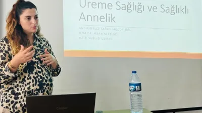 Andırın'da toplumsal farkındalığı artırmak amacıyla bir araya gelen kadın kursiyerlere,