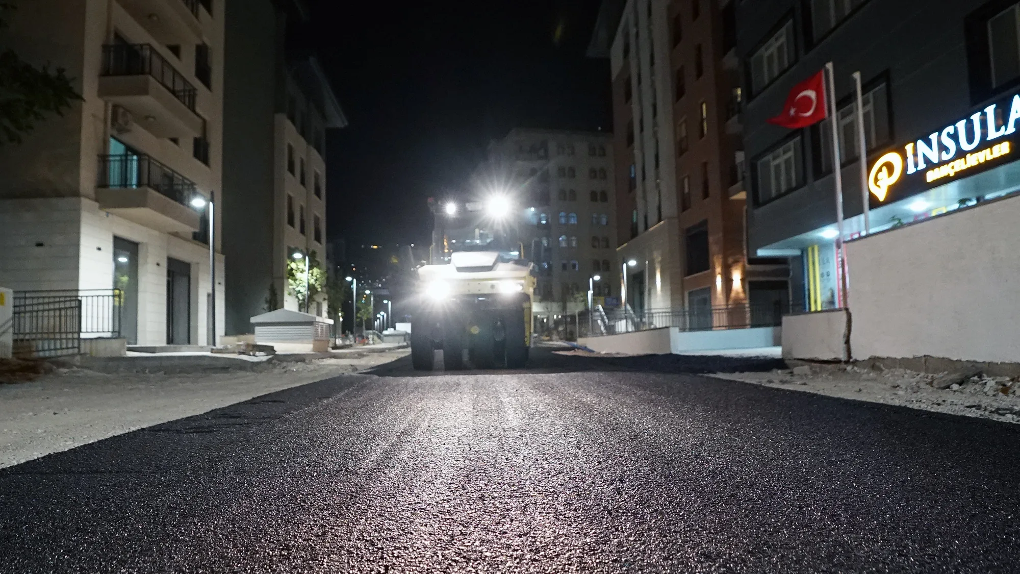 Şehrin kalbinde dev dönüşüm: çalışmalar gece gündüz sürüyor!