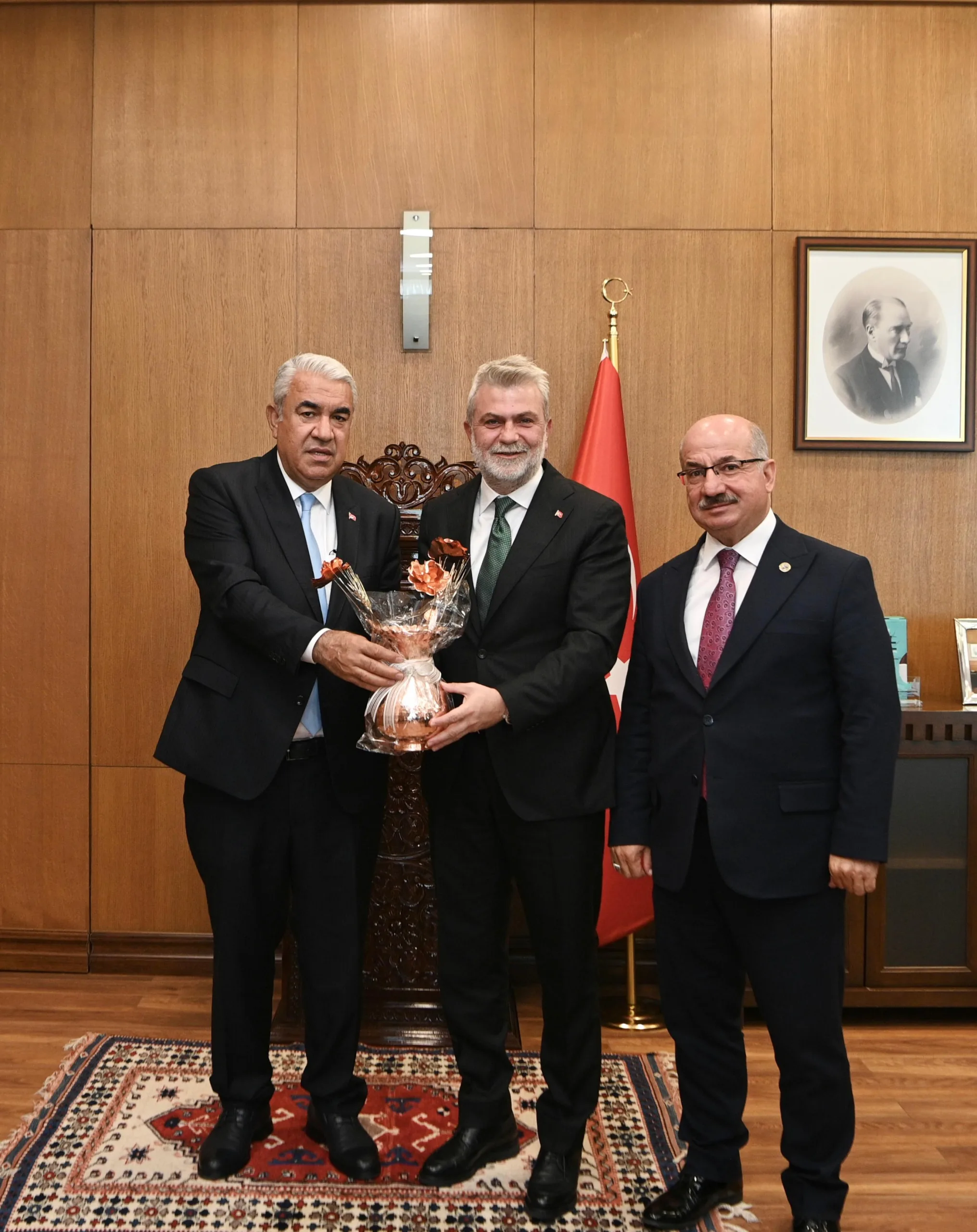 Başkan görgel: "esnafımız şehir ekonomisinin temel taşıdır" Başkan görgel: "esnafımız şehir ekonomisinin temel taşıdır"
