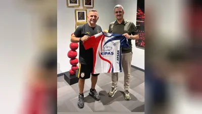 Kahramanmaraş İstiklalspor, Türk futbolunun tecrübeli isimleriyle dirsek temasını sürdürüyor. Kulüp