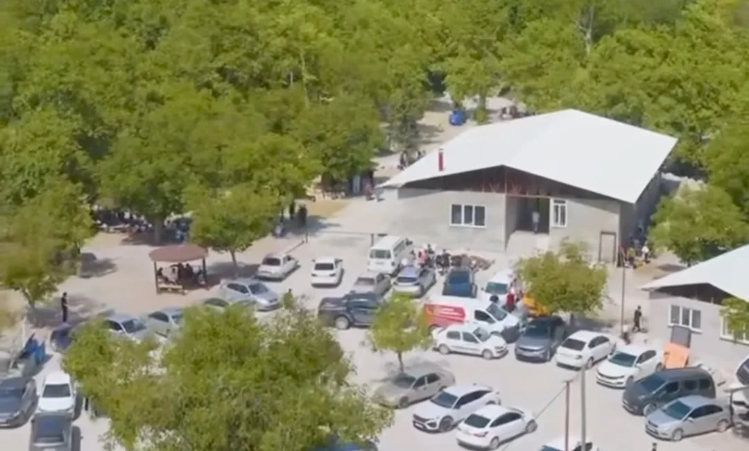 Kahramanmaraş’ın Andırın ilçesindeki Kanlıböğet Mesire Alanı’nda başlatılan "Siz Getirin, Biz