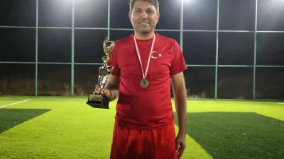 Dulkadiroğlu Belediyesi öncülüğünde düzenlenen Kurumlar Arası Futbol Turnuvası, binlerce sporseverin
