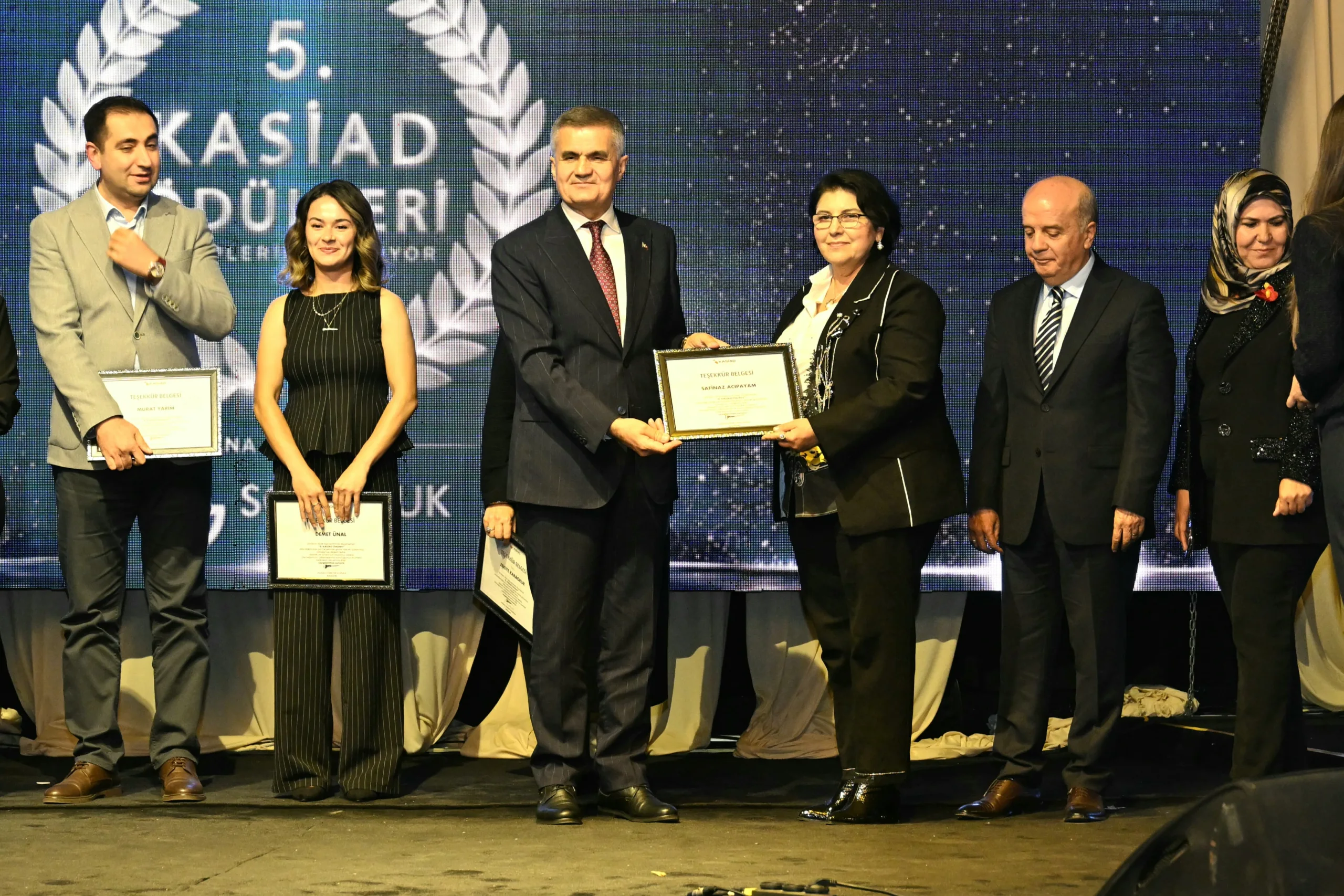 Kahramanmaraş’ta kasi̇ad ödülleri sahiplerini buldu!
