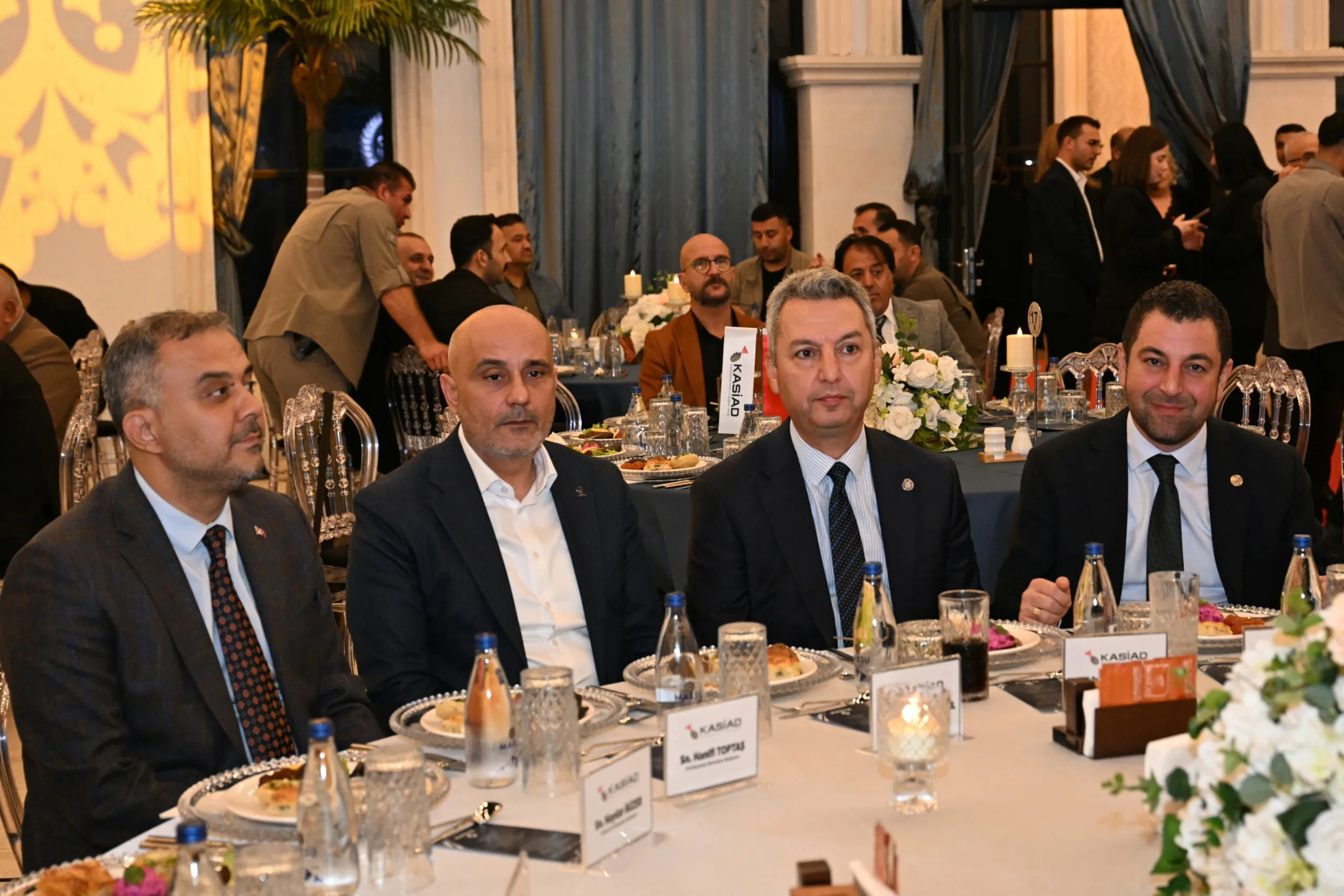 Kahramanmaraş’ta kasi̇ad ödülleri sahiplerini buldu!