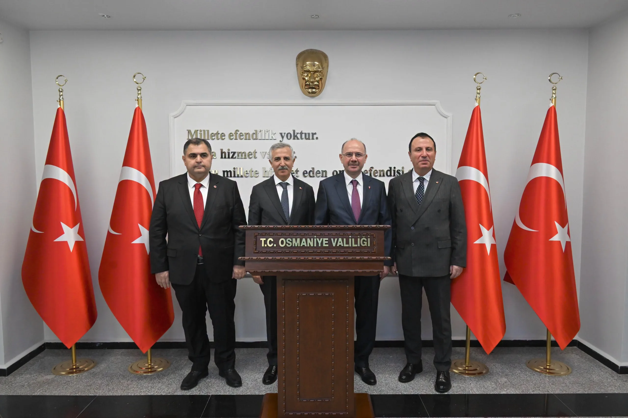Vali ünlüer osmaniyede!