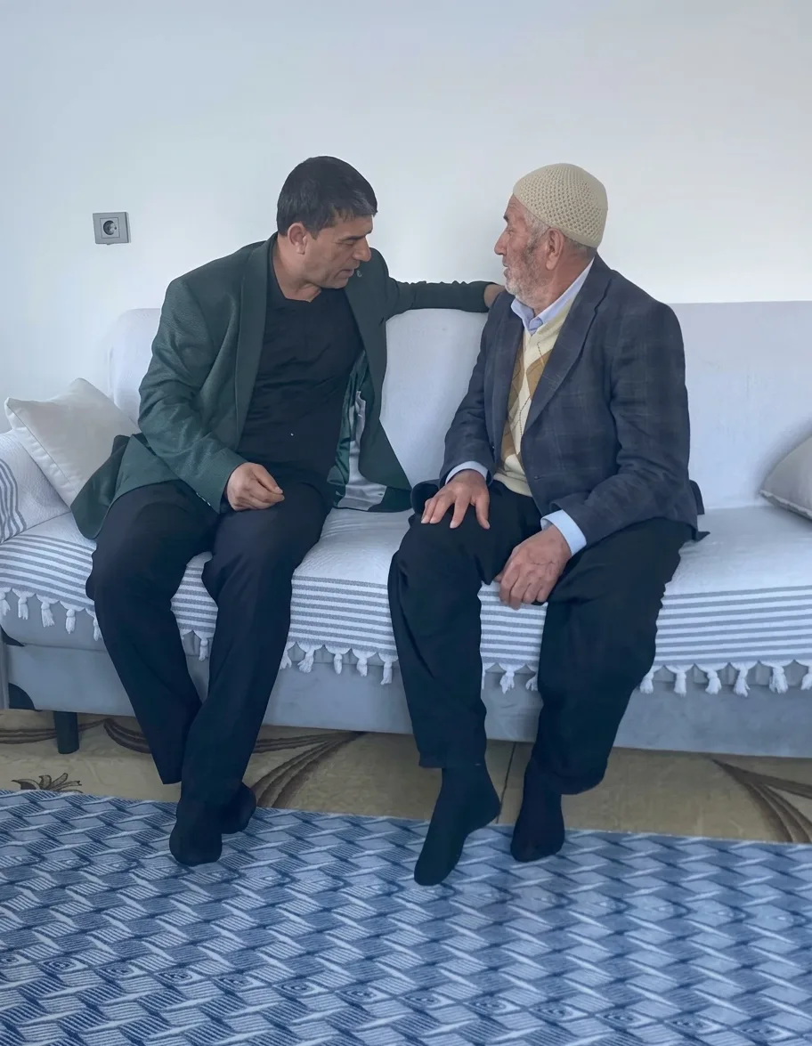 Ak parti andırın i̇lçe başkanı kayıran’dan yaşlılar günü ziyareti!