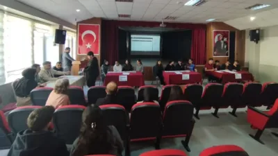 Kahramanmaraş’ın Andırın ilçesinde liseler arası düzenlenen "Tabiat ve Yaşanabilir Çevre"