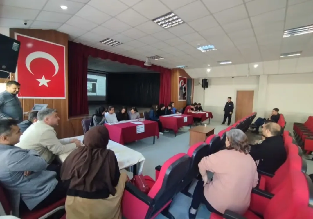 Andırın’da çevre bilinci yarışması! Andırın’da çevre bilinci yarışması!