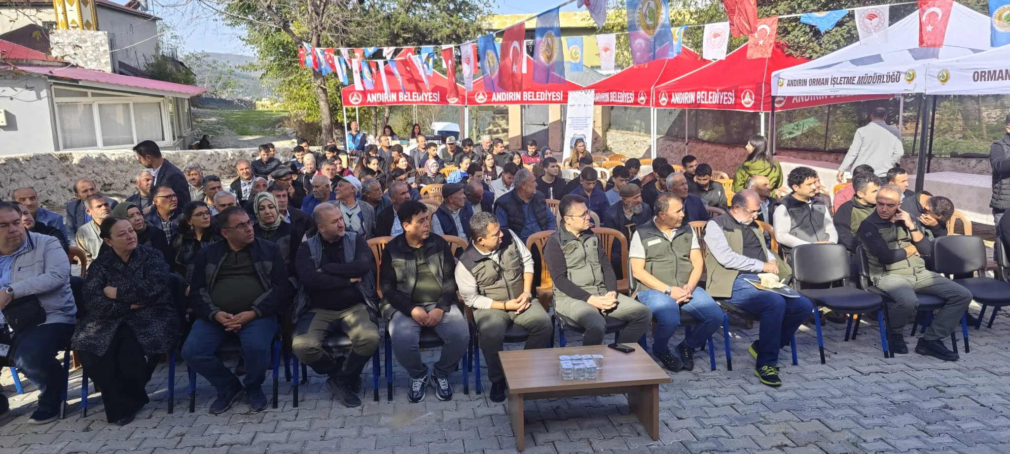 Kahramanmaraş’ın Andırın ilçesinde yürütülen ECO-REST projesi kapsamında Gökçeli Mahallesi’nde defne