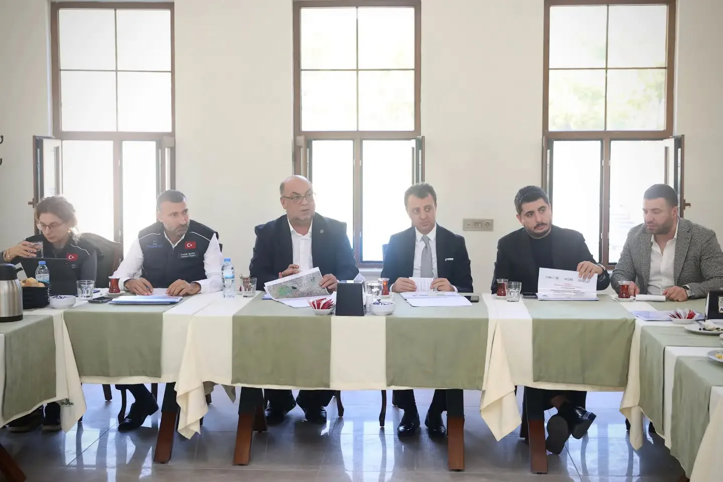 Dulkadiroğlu’nun i̇hyası i̇çin masadalar!