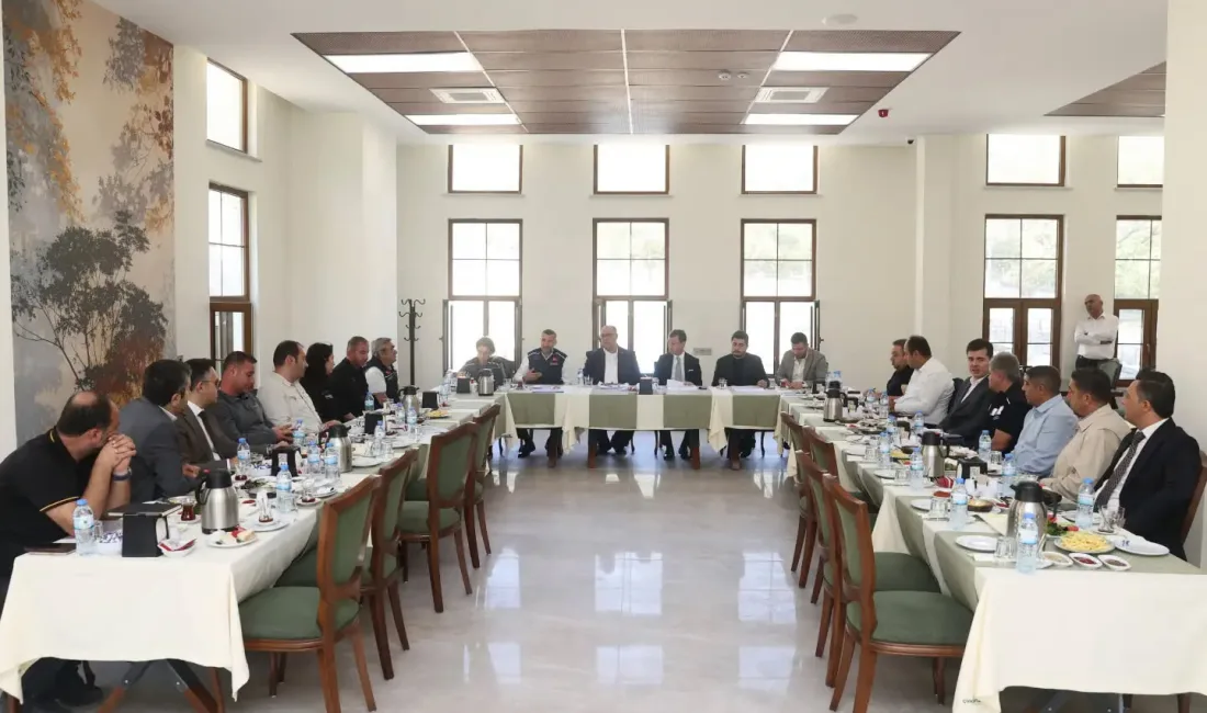 Dulkadiroğlu Belediyesi, ilçede yürütülen altyapı ve üstyapı çalışmalarını masaya yatırmak