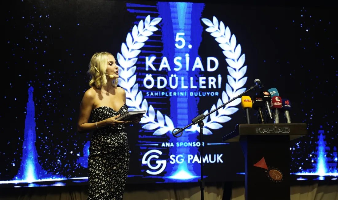 Kahramanmaraş’ta iş, sanat ve akademi dünyasını buluşturan görkemli gecede konuşan