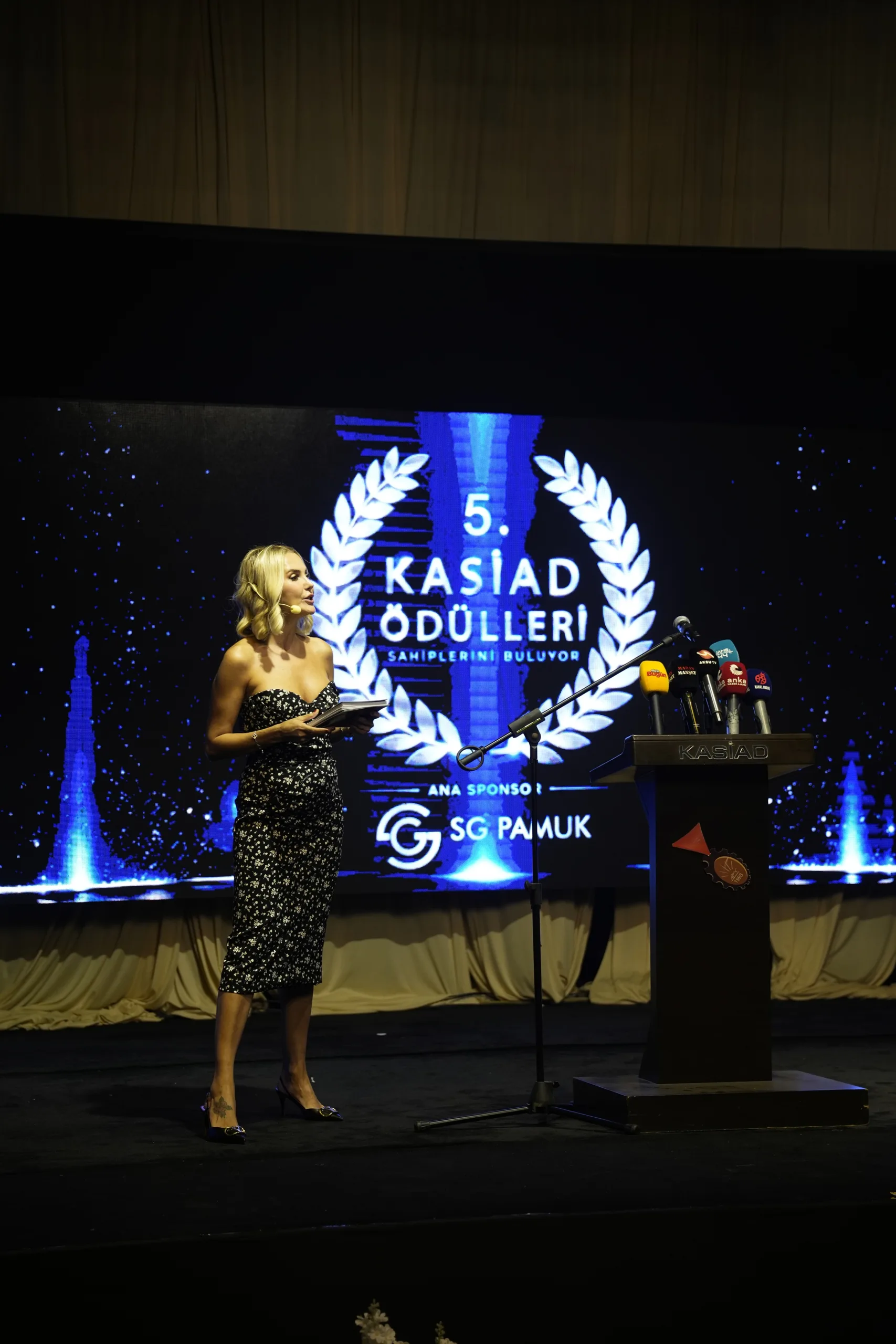 Kahramanmaraş’ta iş, sanat ve akademi dünyasını buluşturan görkemli gecede konuşan